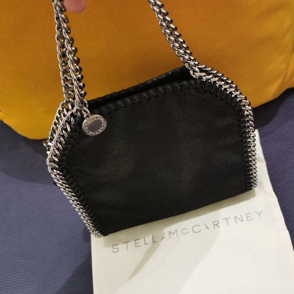 Stella McCartney Falabella Tiny Vegetarian Brushed-leather Shoulder Bag Black - Picture 7 of 8